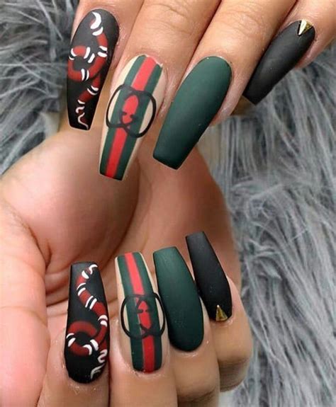 Gucci nails 